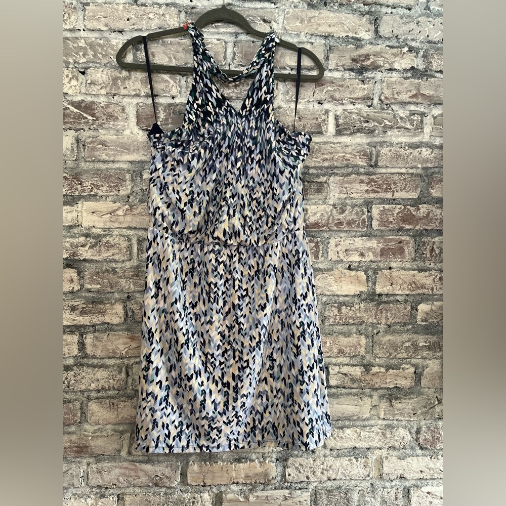 White House Black Market Halter Neck Gorgeous Dress shades of Blues/white NWT🔥